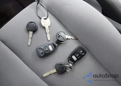 2010 Hyundai Sonata Gls z USA, uszkodzony, nr VIN 5NPET4AC8AH616563